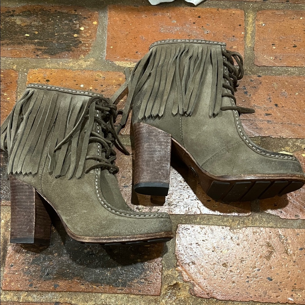 Frye Women's Parker Fringe Boots - Picture 4 of 14